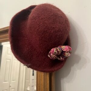 Hand-made boiled wool hat OS